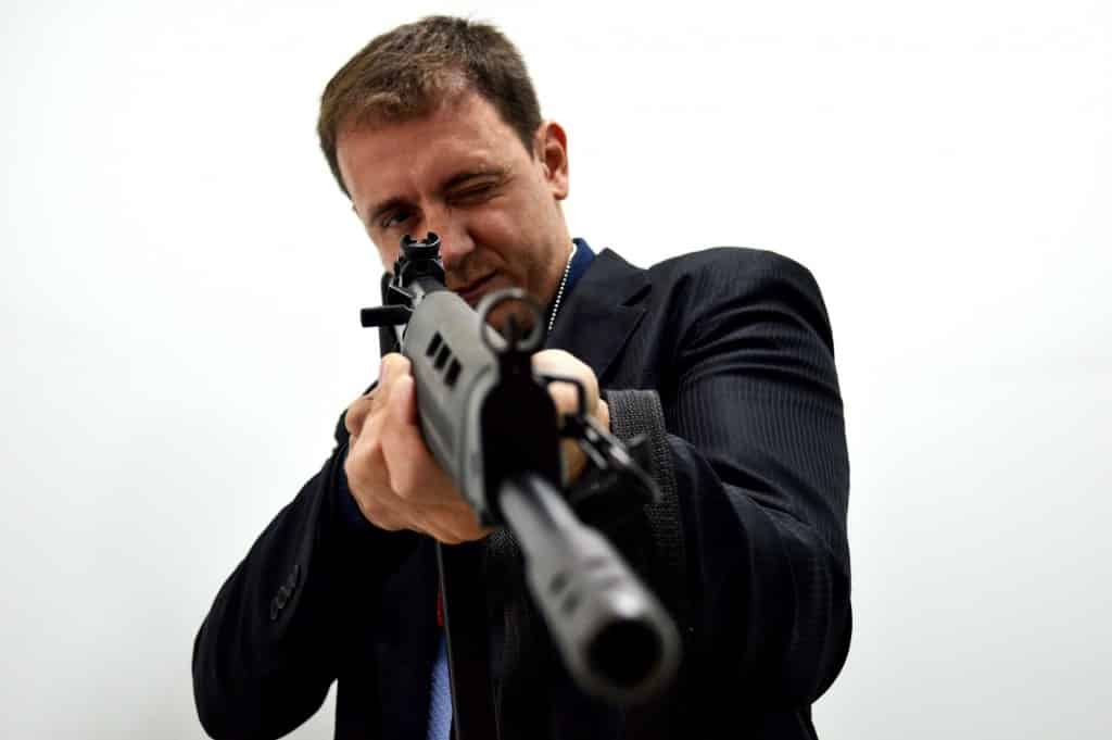 Thyago passou para investigador da Polícia Civil em 2005 no RJ. Tentou também para inspetor da PC em 2008 e foi aprovado. O último foi para delegado no ES e foi chamado a menos de cinco meses. Foto: Vinícius Rangel.