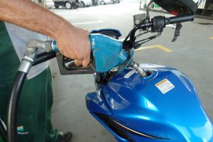 A gasolina mais barata ainda não chegou às bombas de Guarapari. Foto: João Thomazelli/Portal 27
