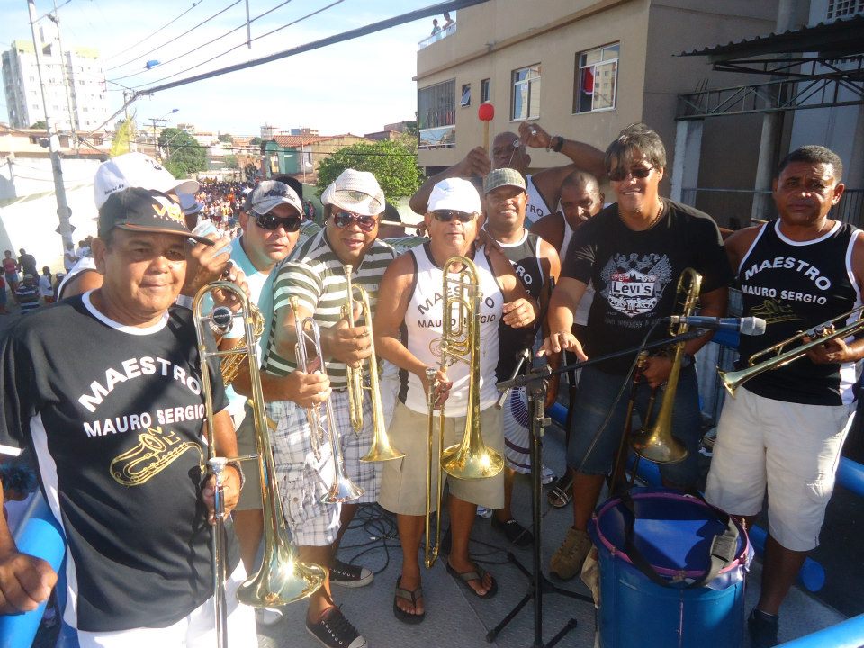 A Banda do Maestro Mauro Sério vai tocar marchinhas durante o desfile do bloco.