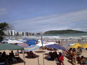 No dia 28 de dezembro todas as reservas dos hotéis e pousadas da Praia do Morro já estavam com as reservas lotadas. Foto: João Thomazelli/Portal 27